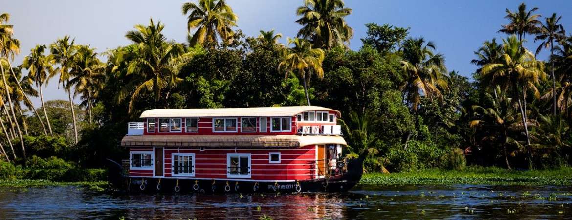 Kerala houseboat